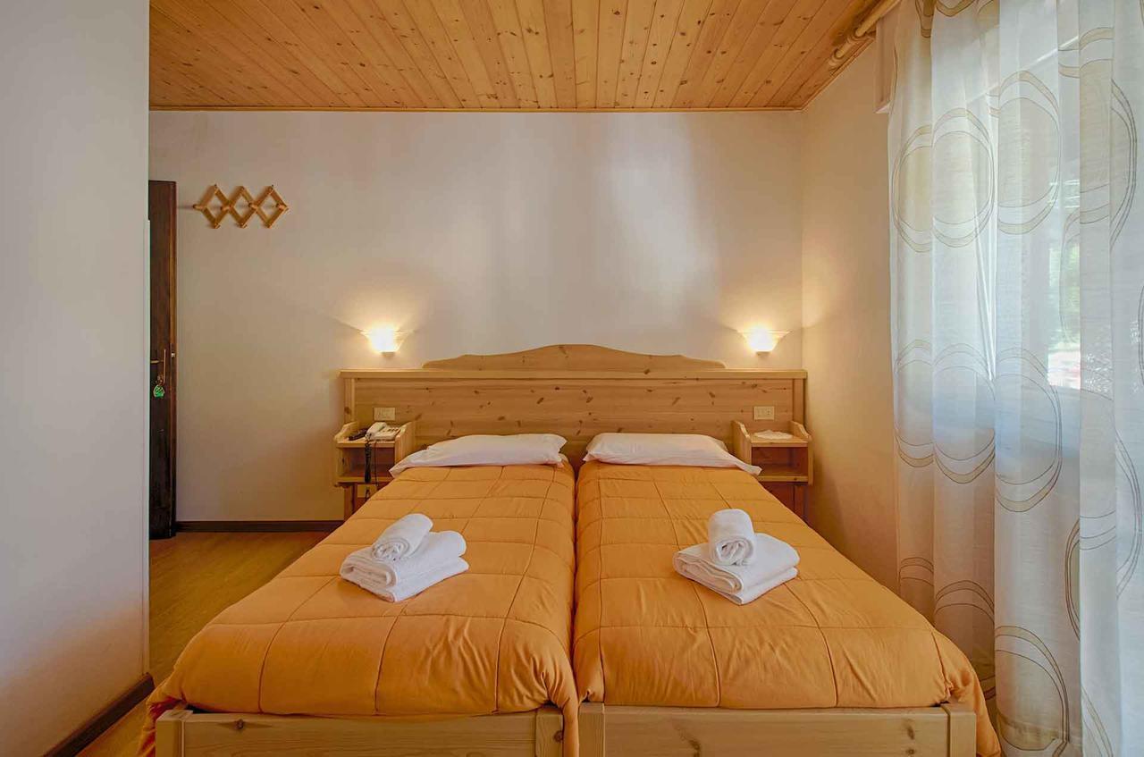 Hotel Aurora Rocca Pietore Dış mekan fotoğraf